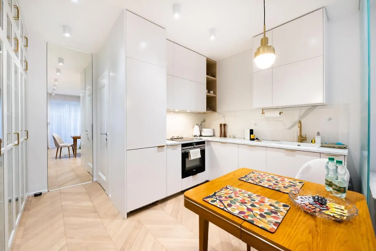 Eko Park Abdank White Apartment Warszawa